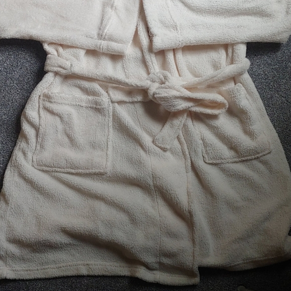 Bunny Robe - Picture 2 of 2